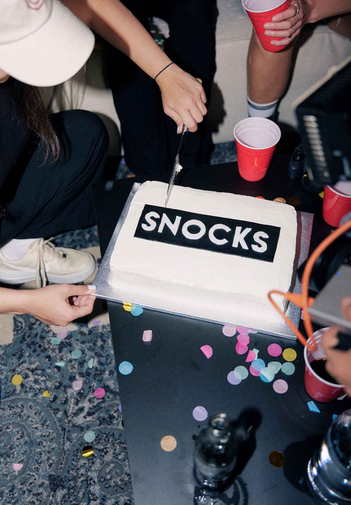 //snoacks.com/cdn/shop/files/SNOCKS-Birthday-10.jpg?v=1659446745